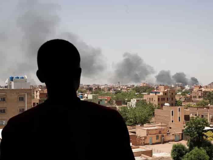 ایالات متحده دیپلمات هایش را از سودان تخلیه کرد.