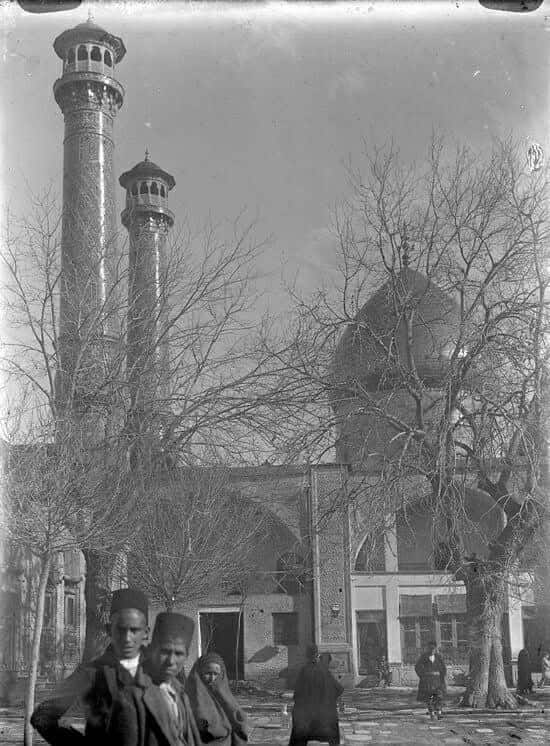 تصویری جالب از زیارتگاه شاه عبدالعظیم در دوران قاجار