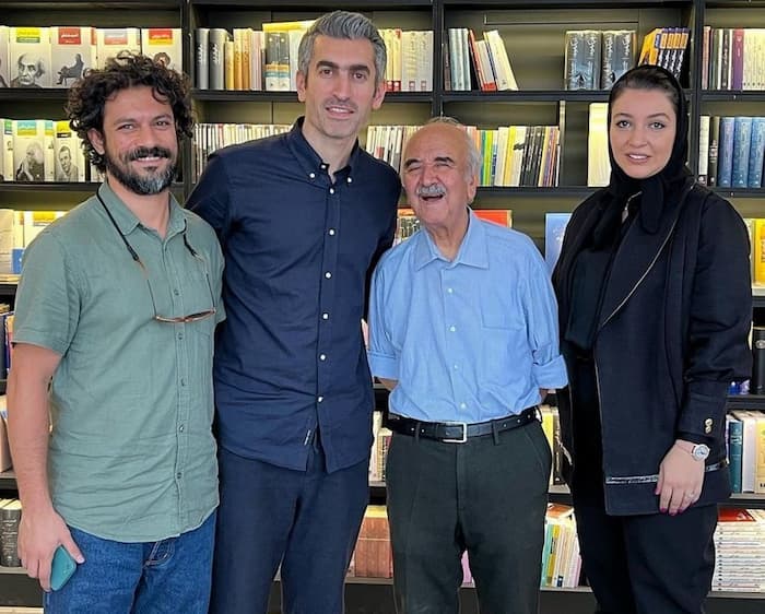 بازدید استاد محمدرضا شفیع کدکنی از کتابفروشی مجتبی جباری