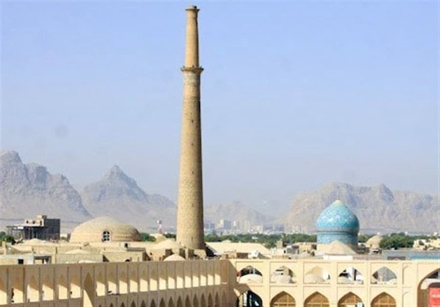 منار مسجد علی (ع): شکوه معماری سلجوقی در اصفهان