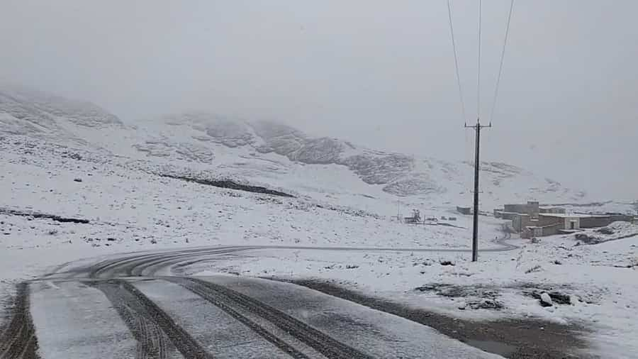 بارش برف و باران در محورهای باخرز و فریمان-مشهد