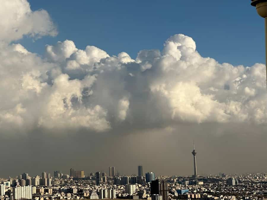 تصویری از تهران پس از وزش باد