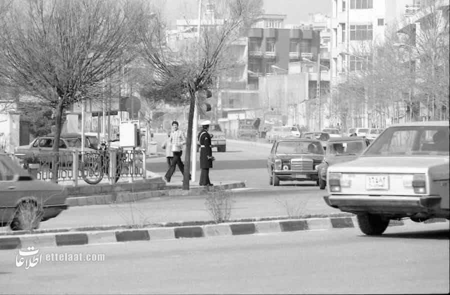 ورودی بزرگراه شهید مدرس تهران، میدان هفت تیر سال ۱۳۵۶ 