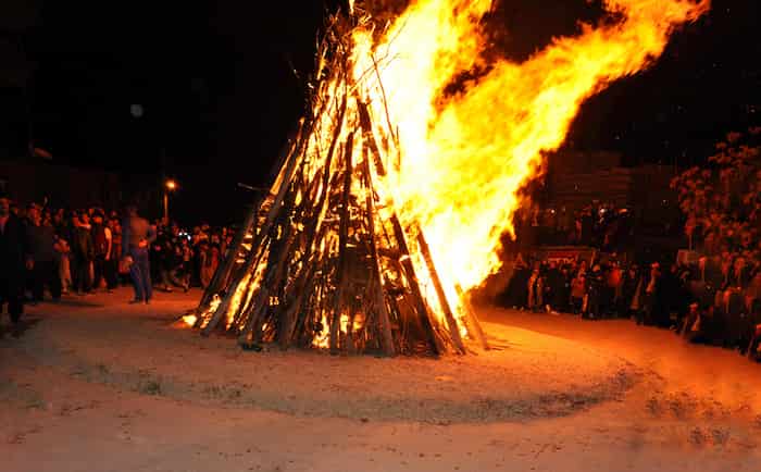 ریشه‌های باستانی جشن نوروز در کرند و افسانه کاوه آهنگر