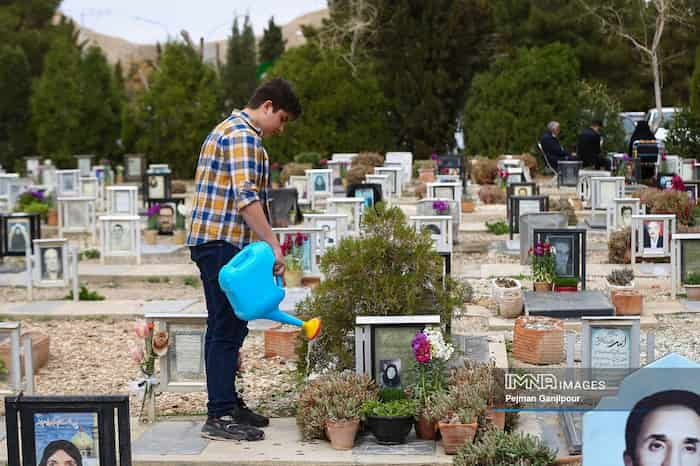 سیستم آبیاری فضای سبز آرامستان باغ رضوان اصفهان هوشمند می‌شود