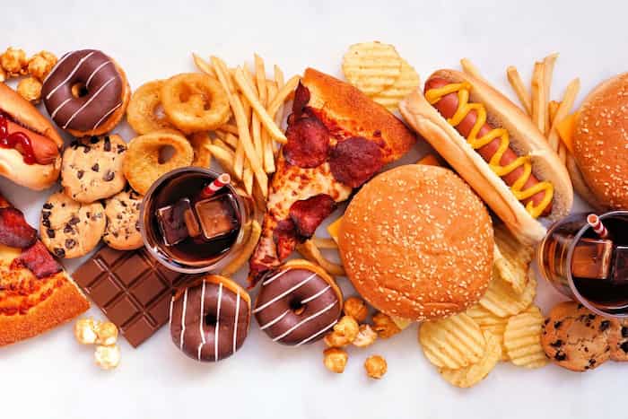 خوردن غذاهای فوق فرآوری شده خطر مرگ زودهنگام را افزایش می‌دهد: یافته‌های یک مطالعه 30 ساله