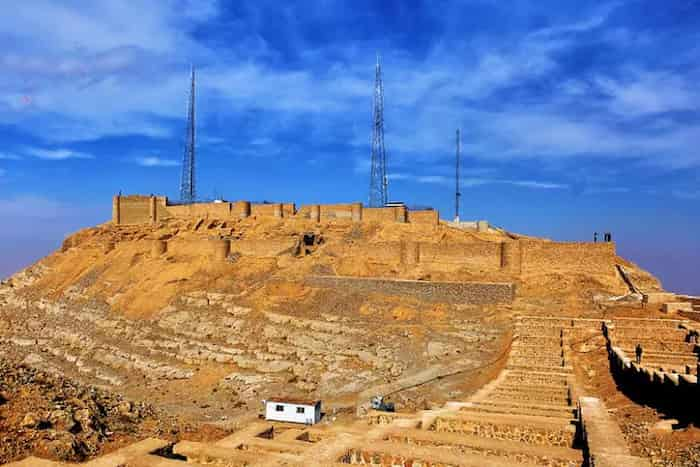 قلعه شاهدز (قلعه دیو): دژی تسخیر ناپذیر بر فراز کوه صفه