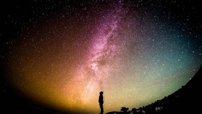 متوشالح: ستاره‌ای که کیهان را به چالش می‌کشد