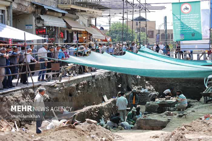 کاوش باستان‌شناسی در خیابان باباطاهر همدان: کشف بقایای دوره اسلامی