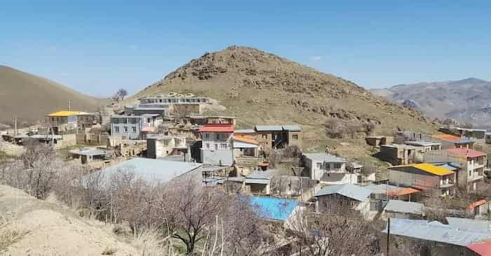 زاغر، روستایی خوش آب و هوا با قدمتی هفت هزار ساله