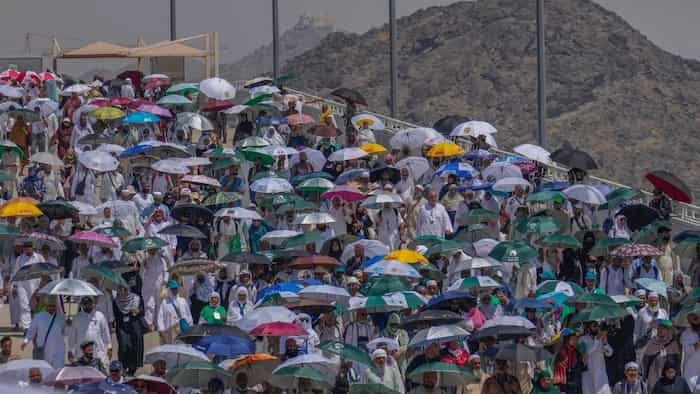 گرمای طاقت‌فرسا جان حجاج را گرفت؛ آمار فوتی‌ها همچنان در حال افزایش است