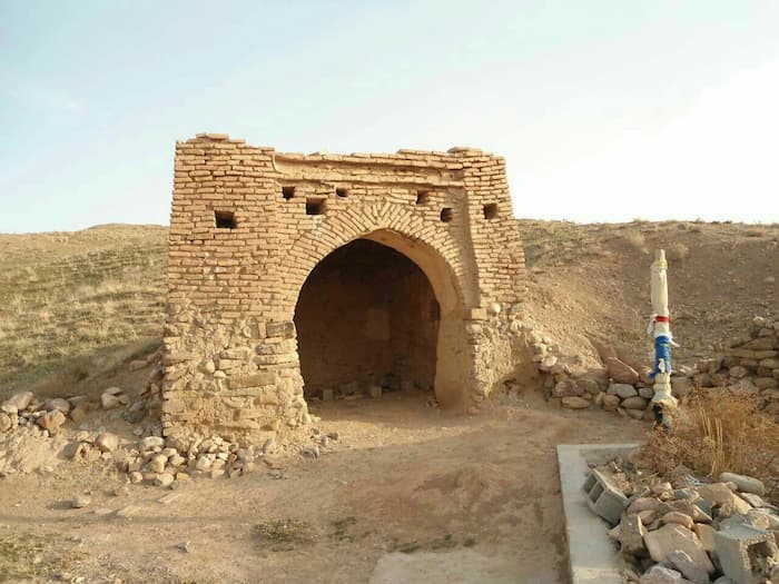 آرامگاه شاه مضراب خوارزمی روستای جوزقان تایباد