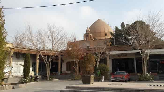 دوازده کلیسای ارمنیان اصفهان: گنجینه‌های معماری و تاریخ