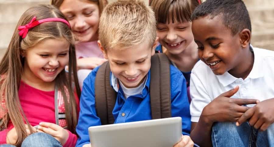 پیشنهادات راهبردی در خصوص مقاله "کودکان بی‌دفاع در معرکه اینترنت؛ چه باید کرد؟"
