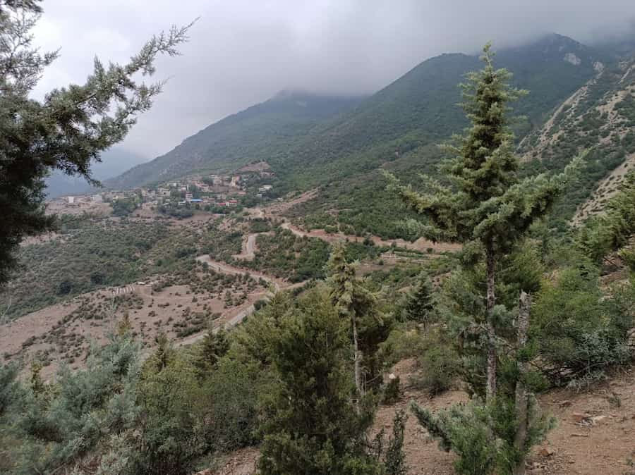 روستای غریب‌آباد یا قریب‌آباد