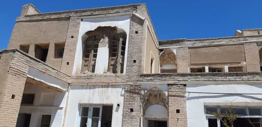 آغاز مرمت بنای تاریخی میرزا حسن آشتیانی در شهرستان آشتیان