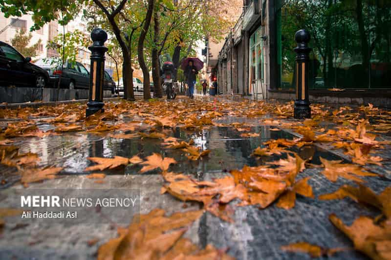 بارش‌های پاییزی در اصفهان با تأخیر آغاز می‌شود