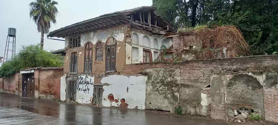 خانه تاریخی منجم‌باشی: نگینی در قلب لنگرود